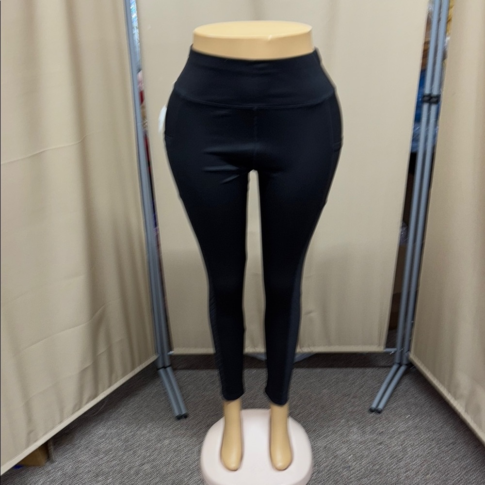 Black High-Waisted Stretch Leggings